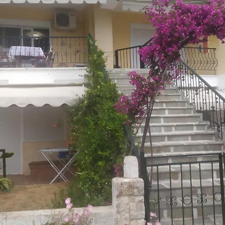 Blue Chalkidiki Апартаменты *